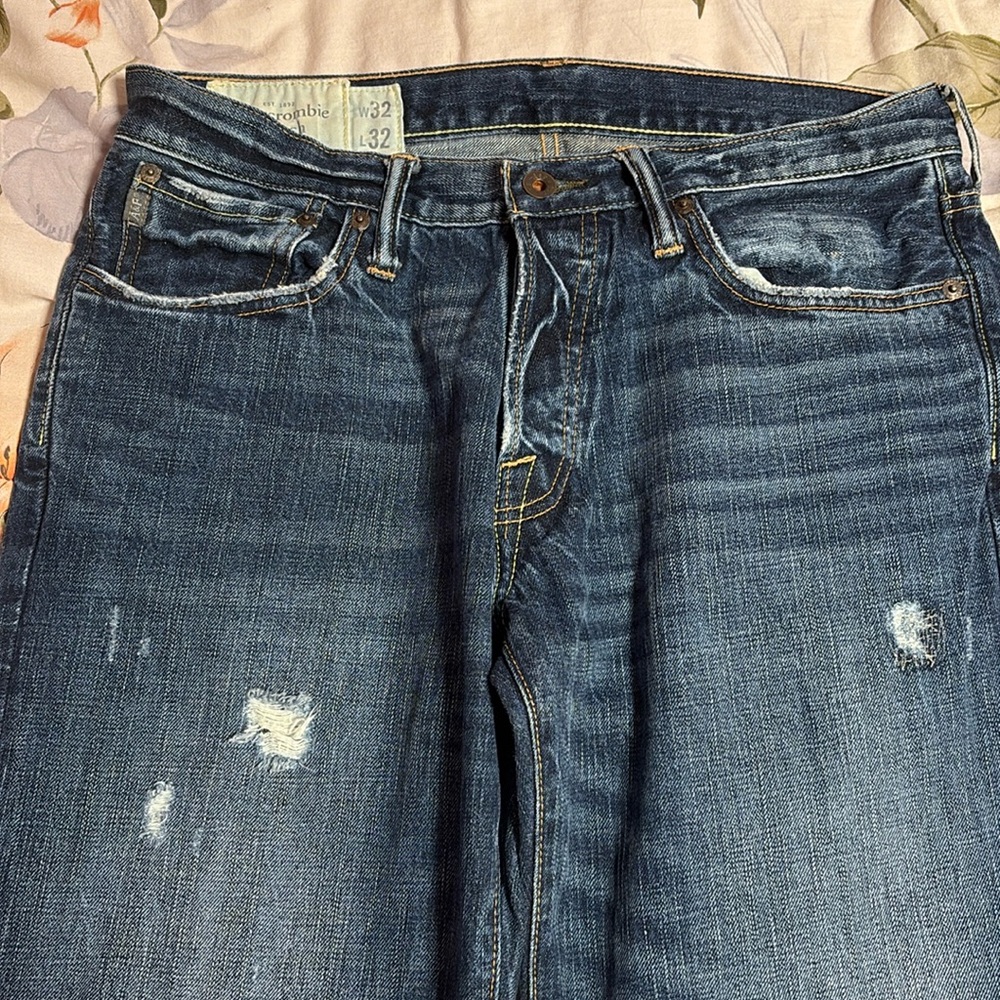 Abercrombie & Fitch Ripped Distressed Jeans 32x32 - Picture 3 of 14